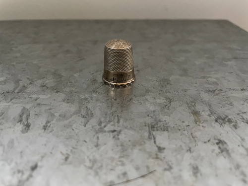 Vintage solid silver thimble - solid,