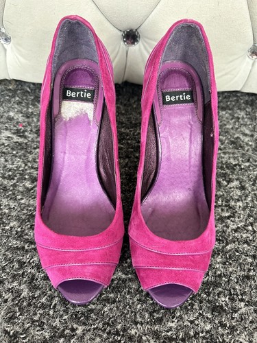 Bertie fushia pink suede peep - fushia,