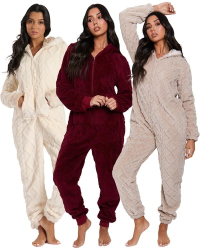 Ladies cable cut 1onesie - cable,