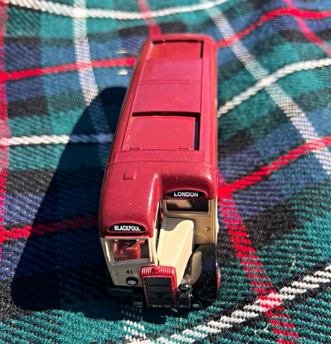 Corgi london transport coach - transport,