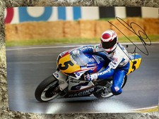 WAYNE GARDNER HAND SIGNED