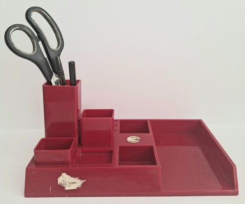 Vintage 1984 red plastic - 1984, desk