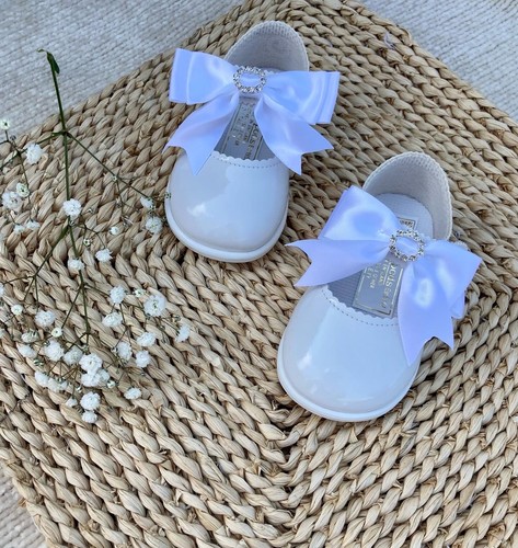 Hard sole white baypods - , with