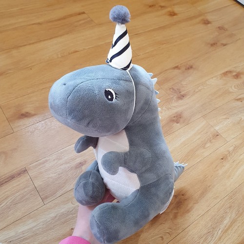 Grey dinosaur party - h&m,