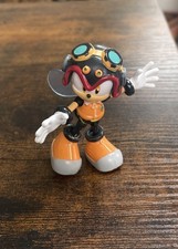 Sonic the Hedgehog Charms Bee