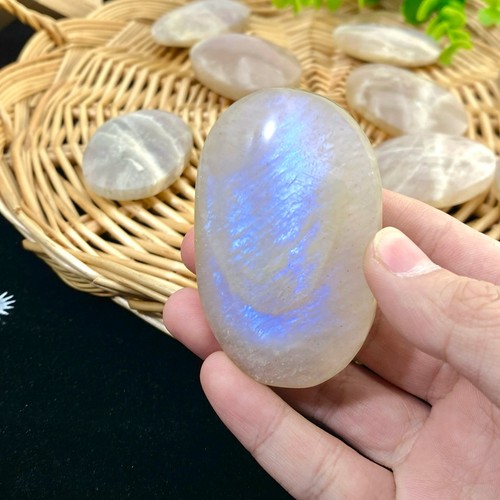 Natural moonstone palm stone - natural,