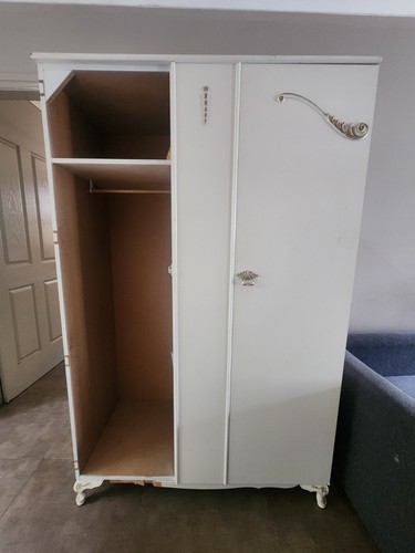 wardrobe