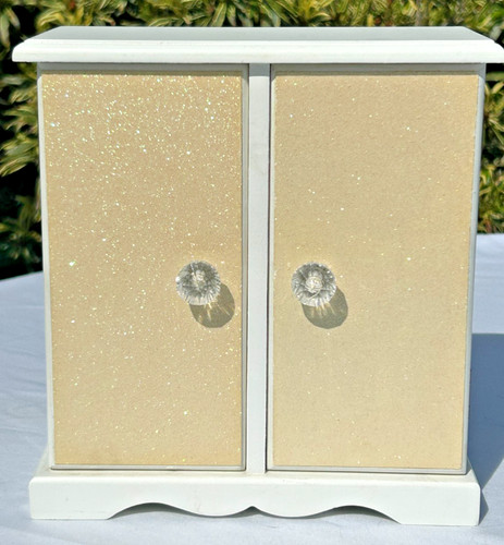 Vintage white wooden - white,