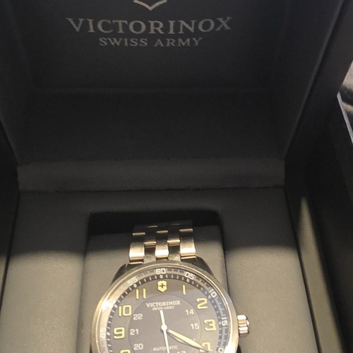 Victorinox swiss army infantry - victorinox,