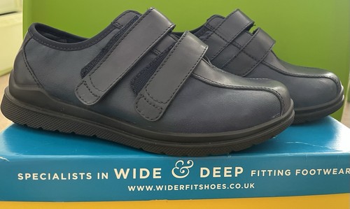 Easy wider fit - ,