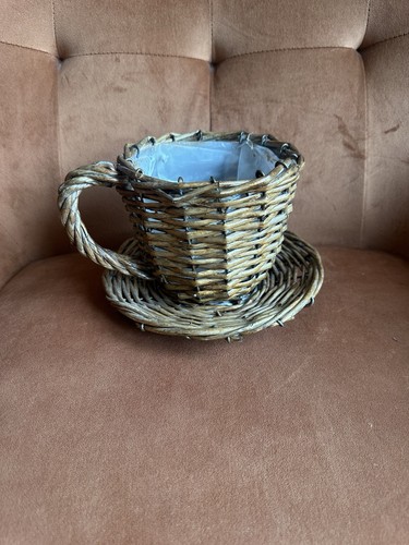Wicker teapot flower - wicker,