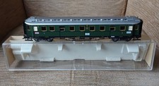 Fleischmann HO gauge 1:87 5083 bogie 3rd class green passenger coach DR boxed