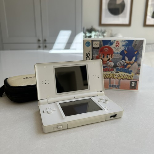 Nintendo lite white console - white,