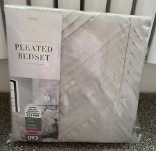 NEXT CHAMPAGNE PLEATED DOUBLE PLEATED BED SET - RRP £60 - NEW / SEALED!