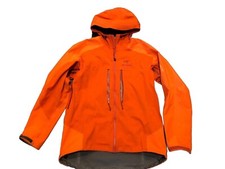 Arc’teryx Goretex Stormhood