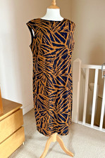 Heather Valley Dress Size 16