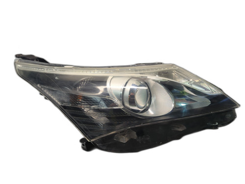 Toyota avensis 2012 headlight - toyota,