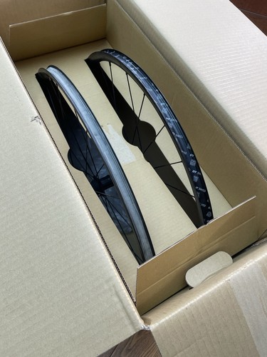 Swiss r470 tubeless ready - swiss,