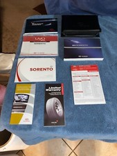 2013 Kia Sorento OEM Owner’s Manual Set W/ Factory Case- Used