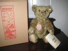 Boxed steiff - 11",