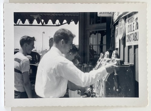 1950s vtg snapshot men playing - men,