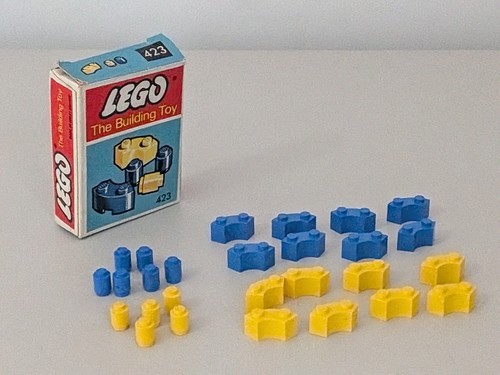 Lego 423 curved round bricks - lego,
