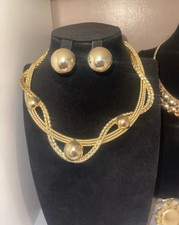 Golden Pearl 375 Jewellery Set Necklace Earrings Bracelet Set