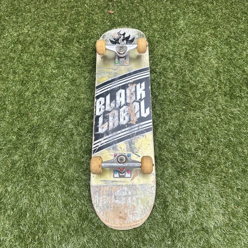 Black label skateboard venture - label,