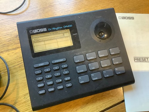 Boss 550 drum machine - boss, dr-550