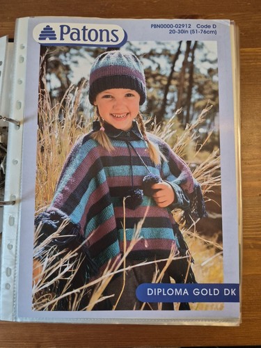 Patons knitting pattern - dk,