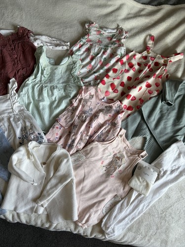 Outfit bundle mix of - outfit,