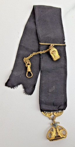 Vintage victorian style gold - vintage,