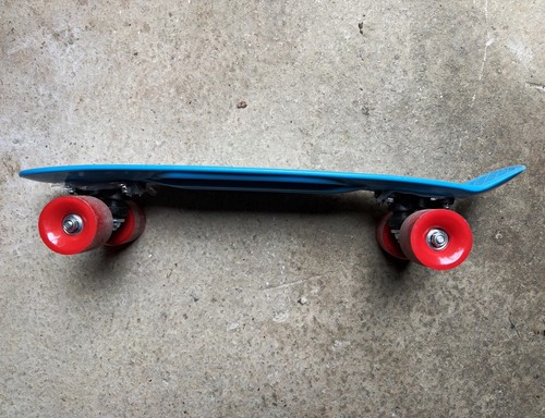 Penny board style plastic - 22",