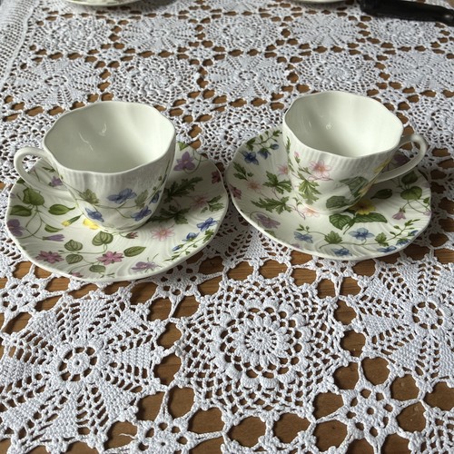 Pair queen fine - fine, bone