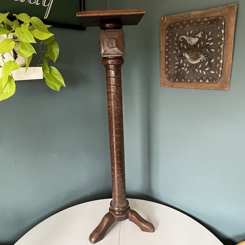 Vintage wooden plant stand - ,