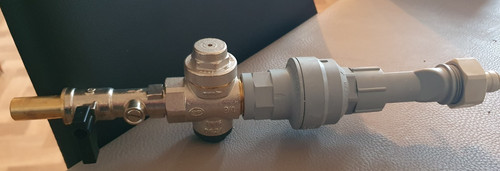 Aqua cure mains - , water