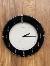 Vintage Seiko Quartz Wall Clock QCA067KT