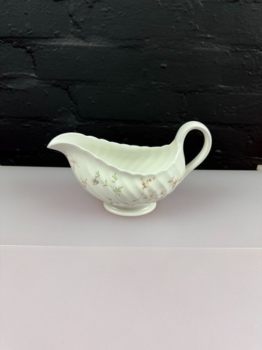 Wedgwood campion gravy - campion, boat