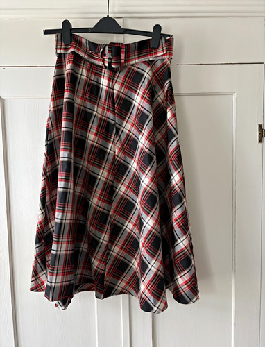 Bnwt women s tartan midi - h&m, women's