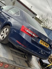 Skoda Superb Breaking