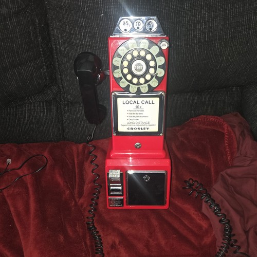 Crosley 1957 red wall - crosley, payphone