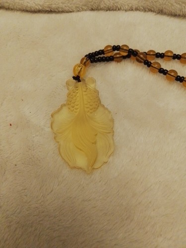 Rare yellow honey coloured - rare,