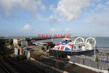 PHOTO  HOVERCRAFT AT  RYDE