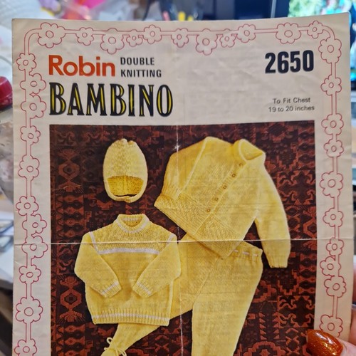 Robin 2650 knitting - robin, dk