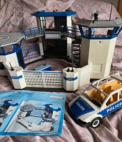 Playmobil police station - station, jail