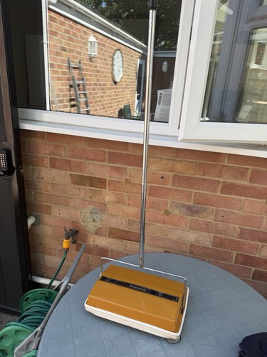 Mid century carpet sweeper - a,