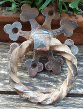 A RECLAIMED  VEY LARGE GOTHIC IRON CHURCH TWIST HANDLE DOOR PULL #G3