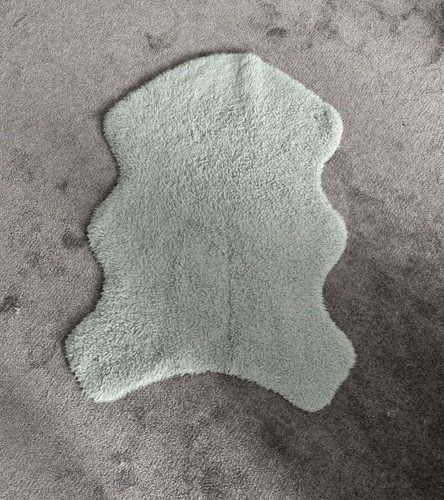 Real sheepskin rug nice - real, for