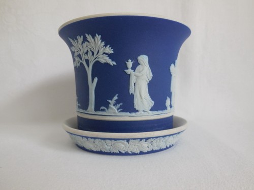 Antique wedgwood c1918 - c1918, blue