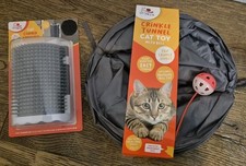 Cat Bundle Kittykins CAT Crinkle Tunnel With Bell + Cat Corner Groomer NEW